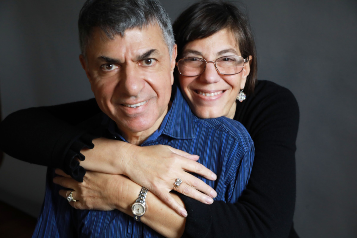 Victor and Jennifer Mizrahi